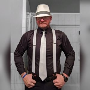 Meet your Posher, Cody